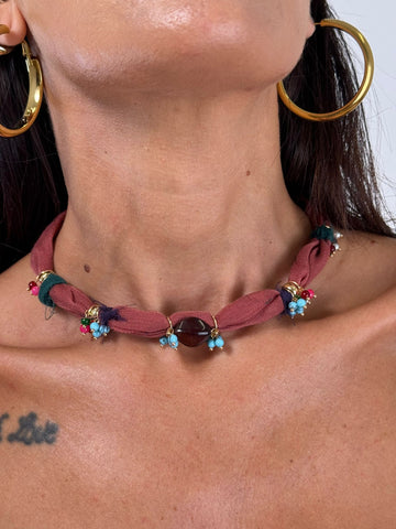 Collana TESSUTO/PIETRE bordò
