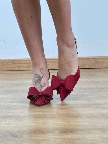 Décolleté rosso con fiocco 158