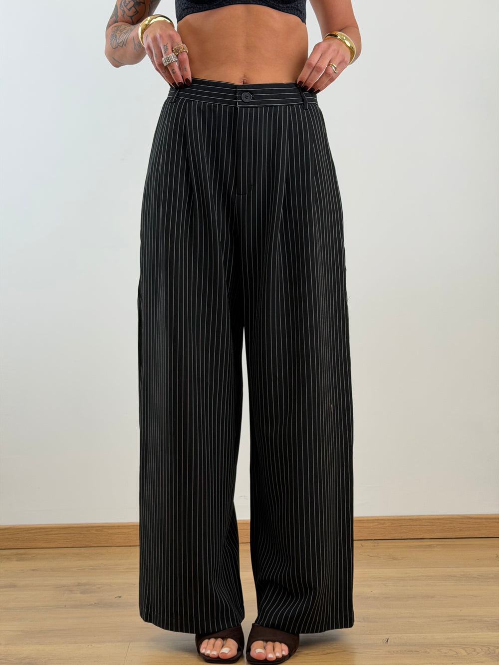Pantalone nero gessato P13579