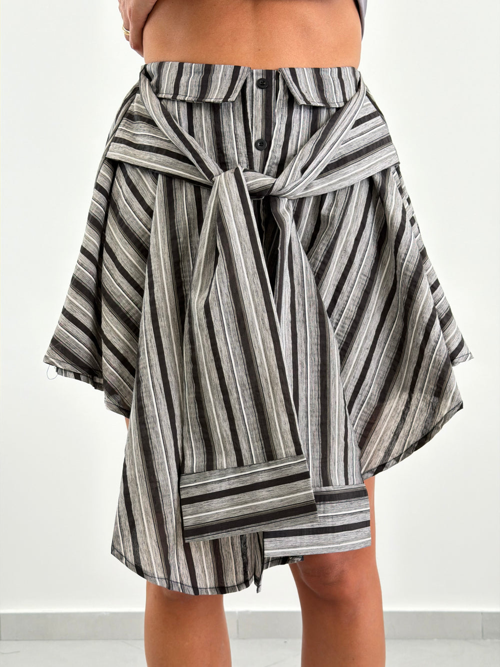 Gonna camicia righe grigia nera 54042